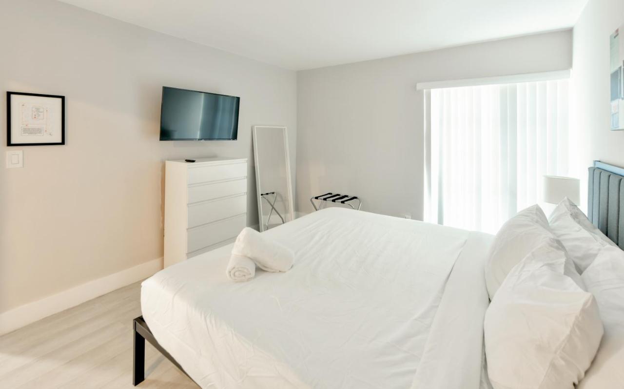 Designer River View Apartments ฟอร์ต ลอเดอร์เดล ภายนอก รูปภาพ