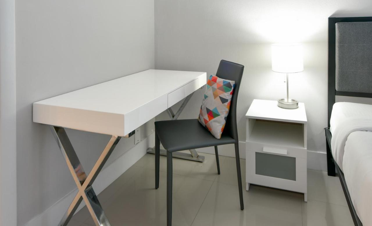 Designer River View Apartments ฟอร์ต ลอเดอร์เดล ภายนอก รูปภาพ