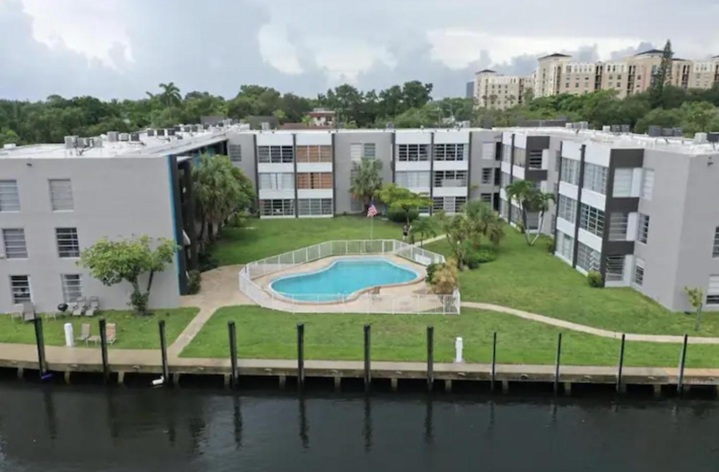 Designer River View Apartments ฟอร์ต ลอเดอร์เดล ภายนอก รูปภาพ